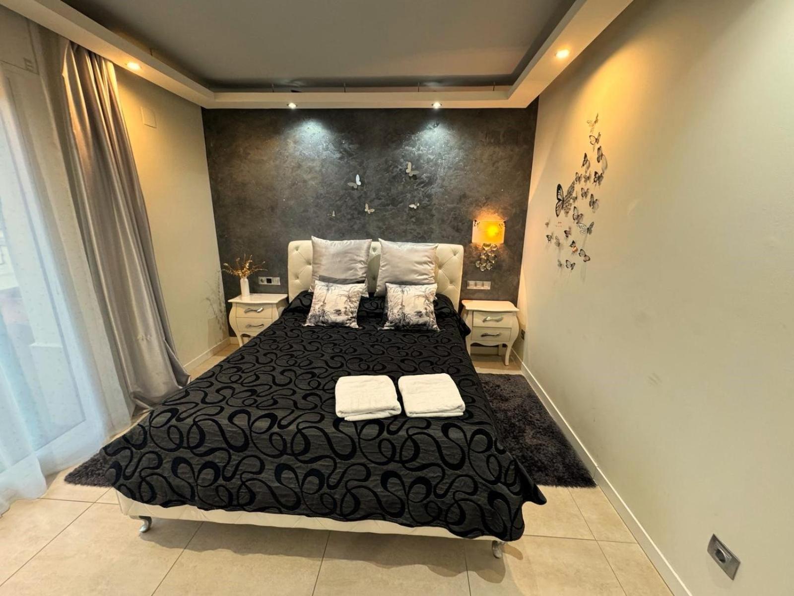Apartamento Amposta 萨洛 外观 照片