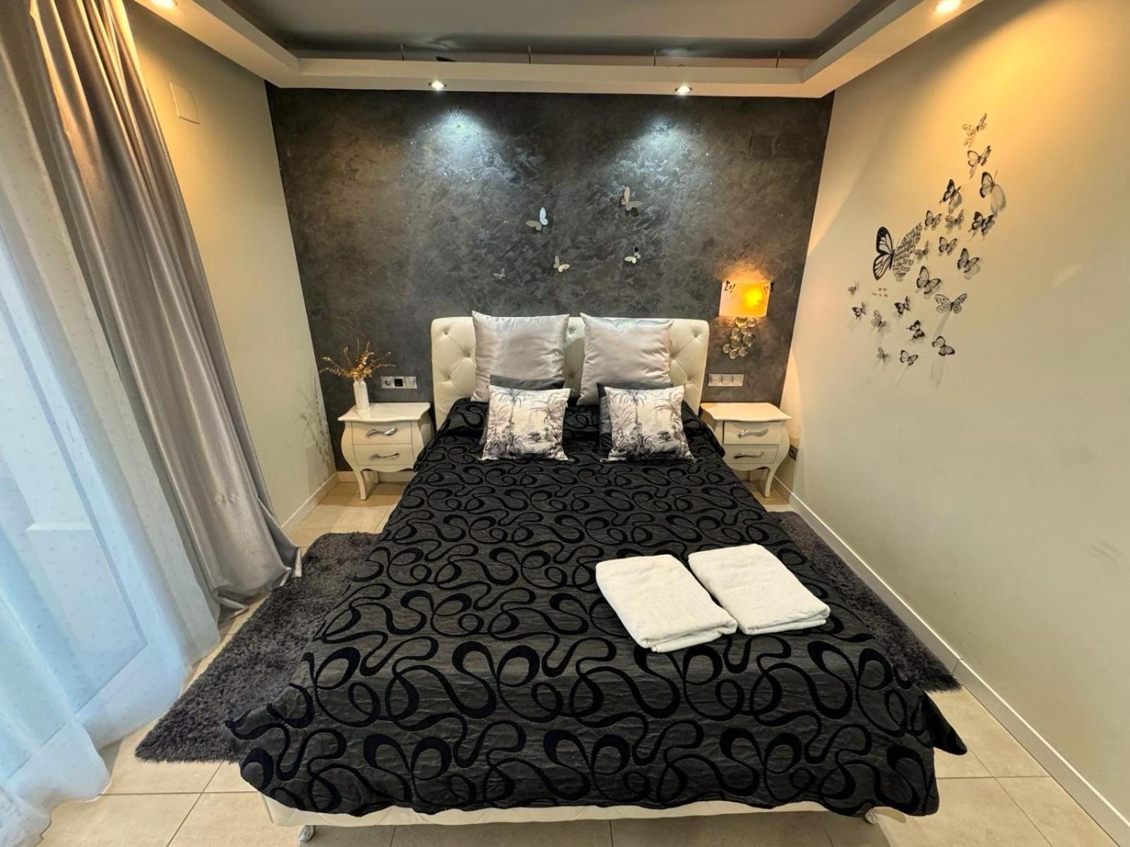 Apartamento Amposta 萨洛 外观 照片