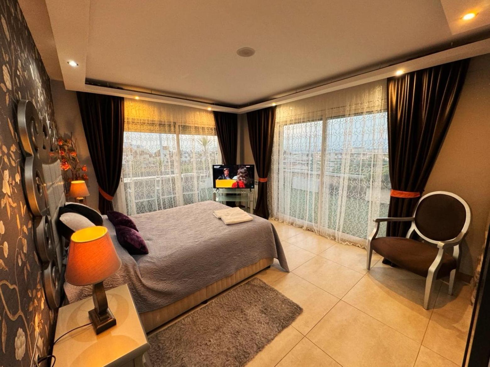 Apartamento Amposta 萨洛 外观 照片