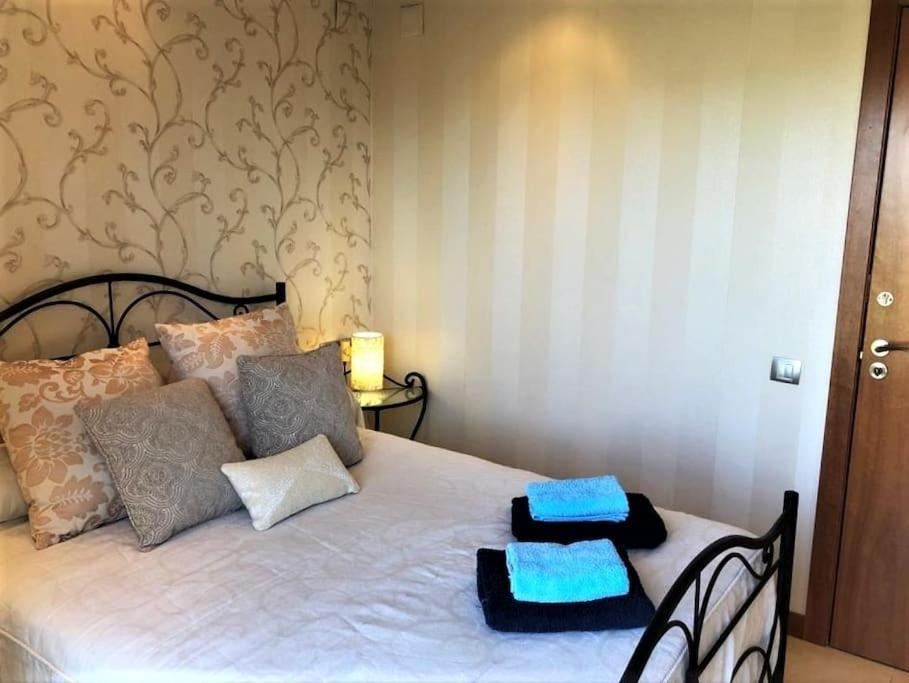 Apartamento Amposta 萨洛 外观 照片