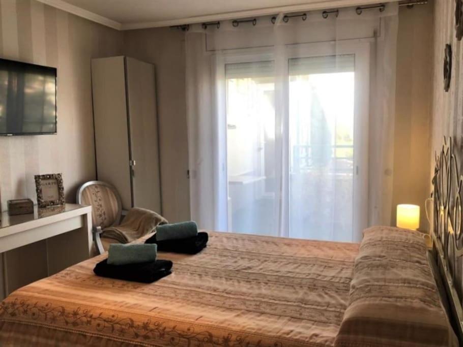 Apartamento Amposta 萨洛 外观 照片