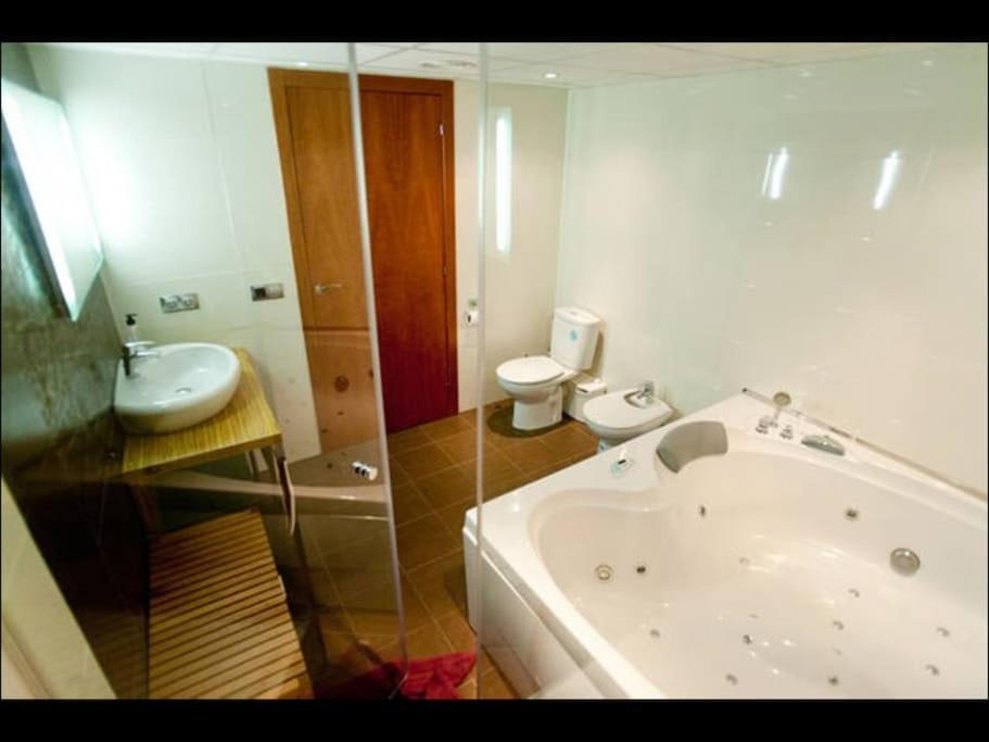 Apartamento Amposta 萨洛 外观 照片
