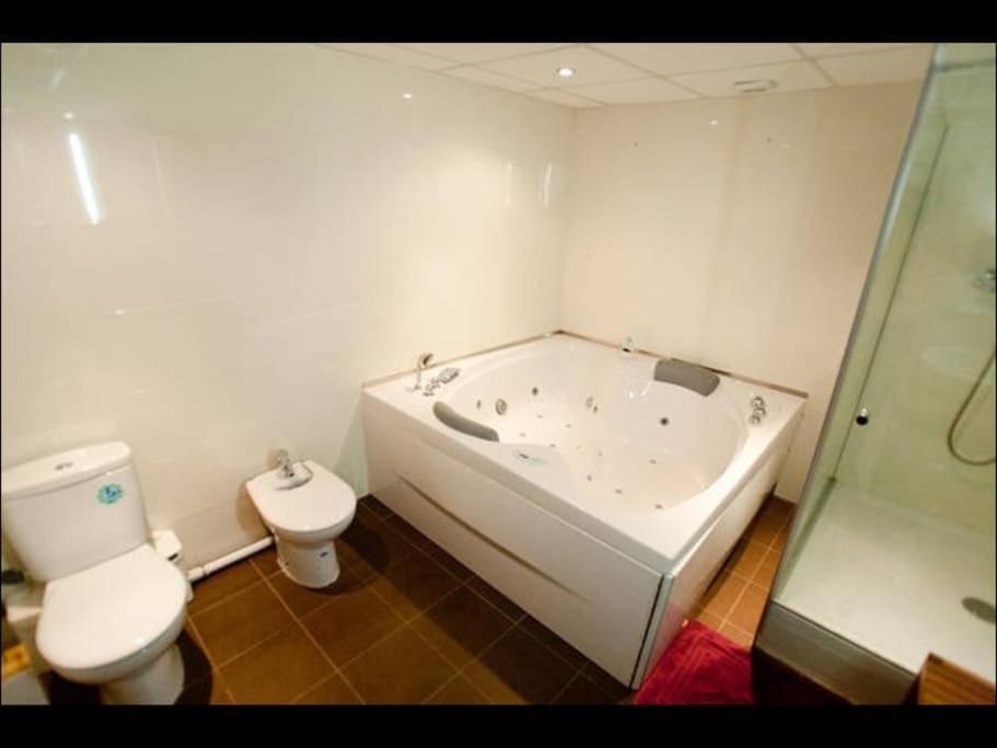 Apartamento Amposta 萨洛 外观 照片